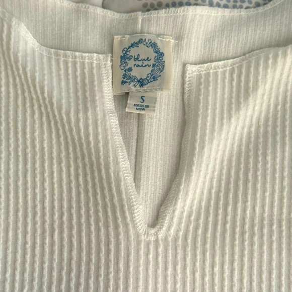 Francesca’s Ribbed Top - Picture 2 of 5